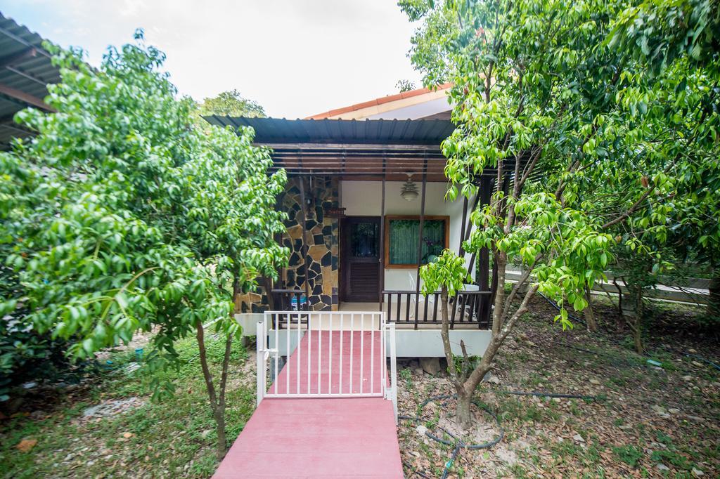 Poomvarin Resort Ban Wang Takhrai Экстерьер фото
